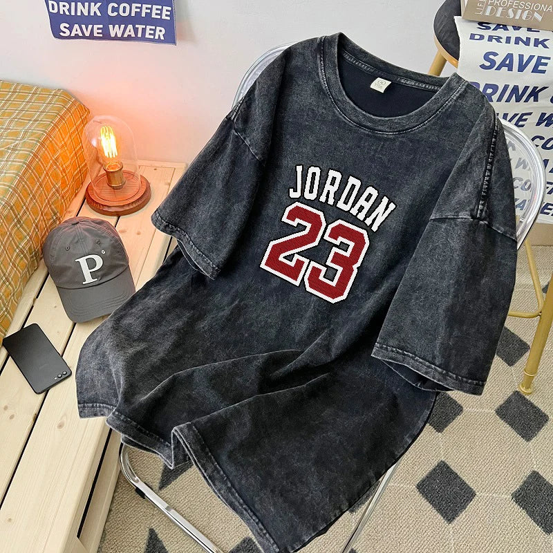 Camiseta de algodão estilo americano vintage.